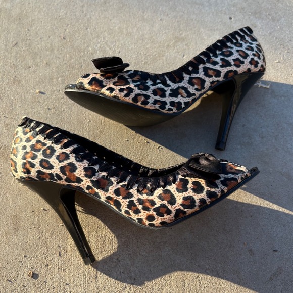 Penthouse Shoes - Y2K Penthouse Leopard Print Peep Toe Heels Satin Bow Charm Stiletto Pumps 6